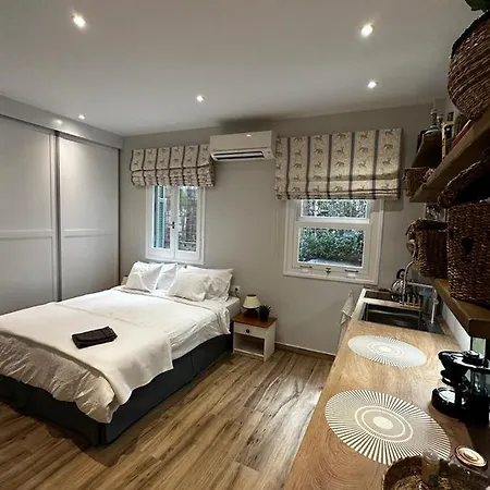 Διαμέρισμα Theodore's Cosy *