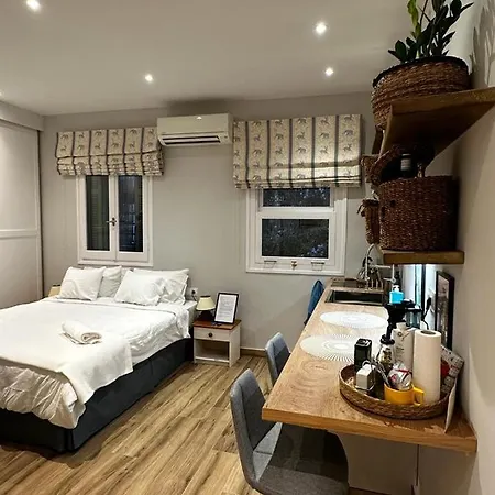 Διαμέρισμα Theodore's Cosy *
